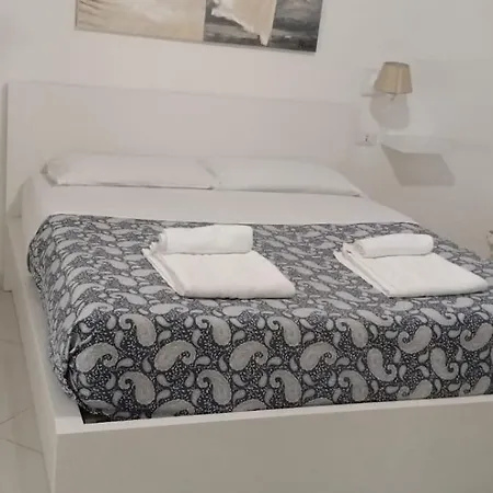 Turistico Perez Martinez Maria Petronila Guest house Rome